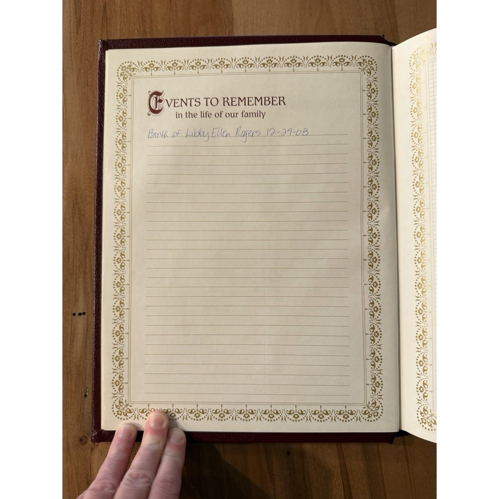 Holy Bible Family Edition New King James Version Red Letter Nelson 255BGCE - Picture 8 of 11